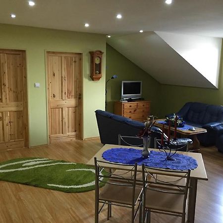 Štrba Apartman U Puskina מראה חיצוני תמונה